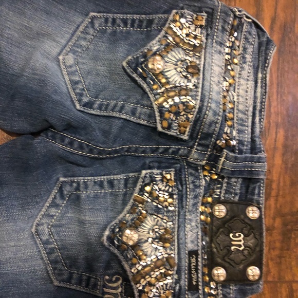 Capris - Picture 3 of 3